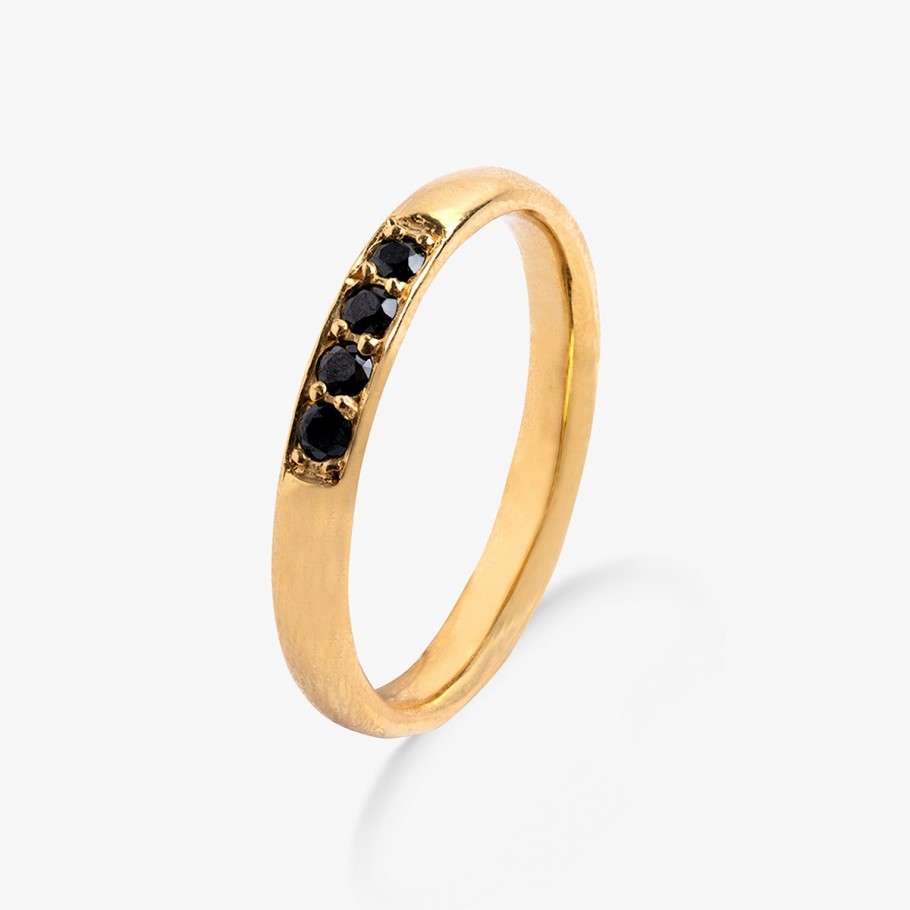 ANEL EM PRATA BANHADO A OURO AMARELO 18 KT E ÔNIX