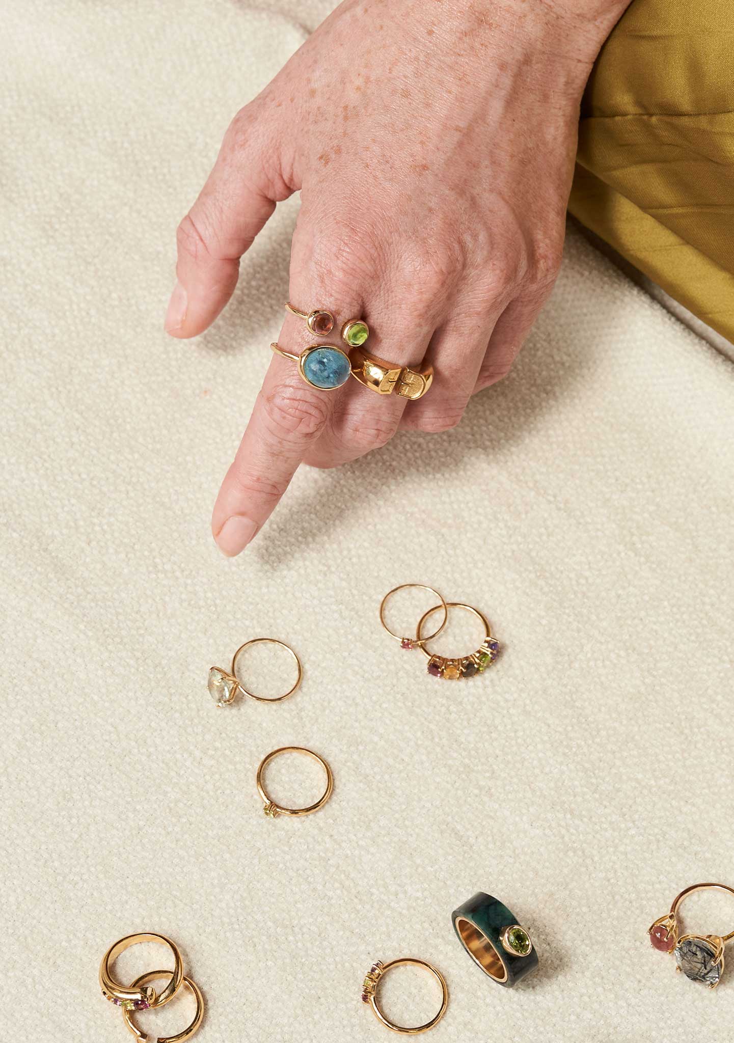 ANEL DUO EM PRATA BANHADO A OURO 18KT COM ÁGUA-MARINHA E TURMALINA