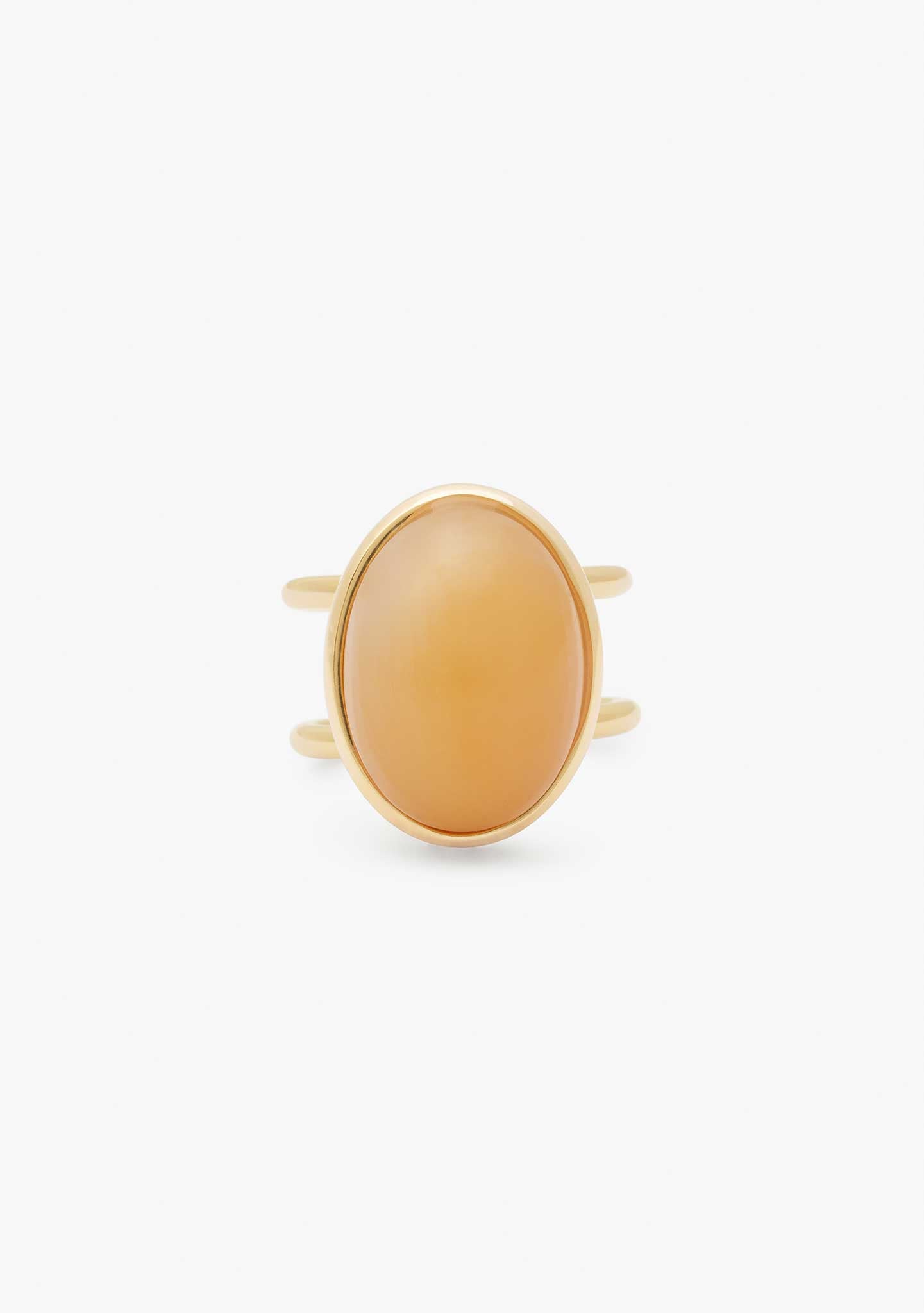 ANEL OVAL EM PRATA BANHADO A OURO AMARELO 18 KT E CORNALINA
