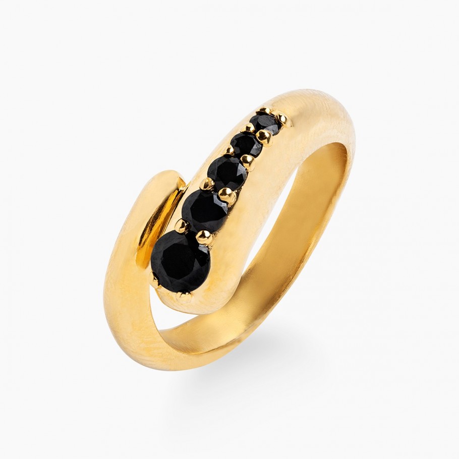ANEL EM PRATA BANHADO A OURO AMARELO 18 KT E ÔNIX 